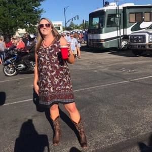 Meet your Posher, Alicia